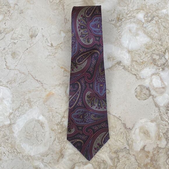 Yves Saint Laurent 100% Silk Paisley Power Tie - Picture 3 of 10